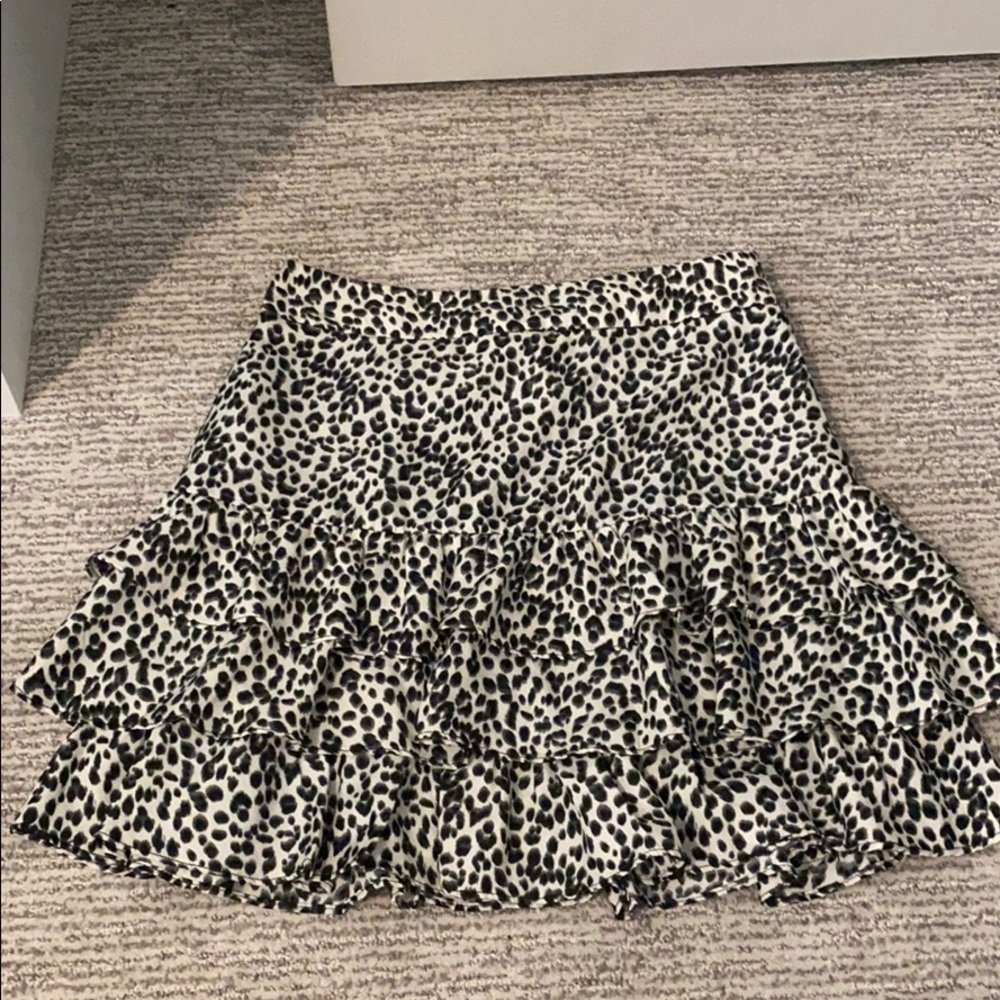 forever 21 cheetah print skirt (only worn once)